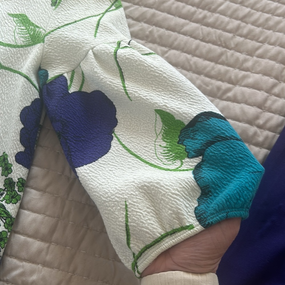 Tunic - Picture 4 of 5